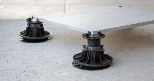 plot autonivelant pour terrasse dalle sur plots