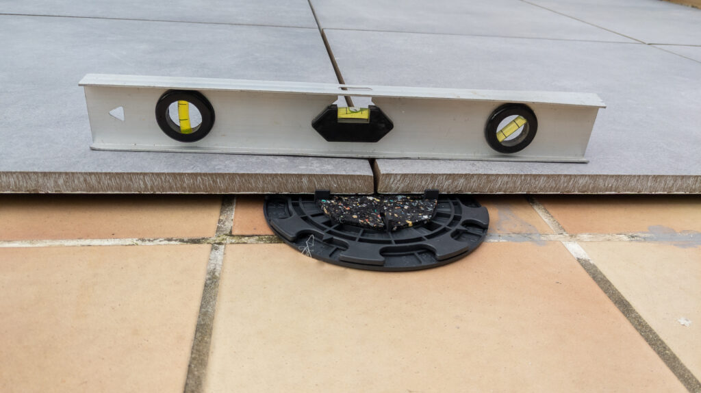 mise à niveau de plot de terrasse dalle