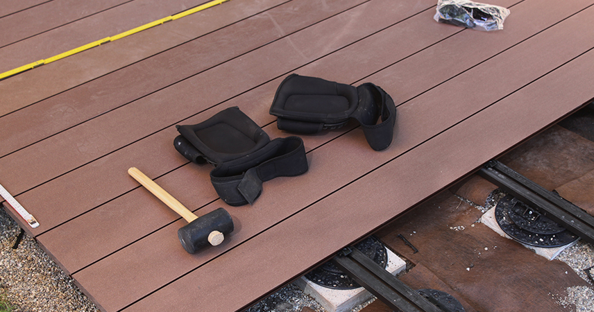 entretien d'une terrasse en bois composite sur plots terrasse