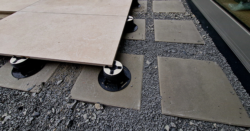 aménagement terrasse sur plots en dalle avec plot de terrasse dalle